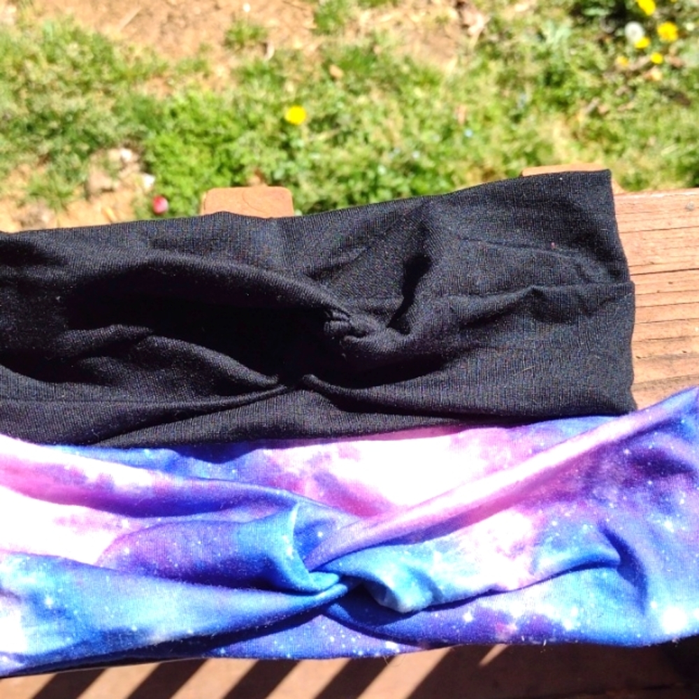 2 headbands as a set